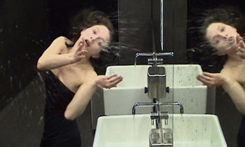 BLUE - Katrin Riedel-Kelly - Dance on Film Projects - POOL 08