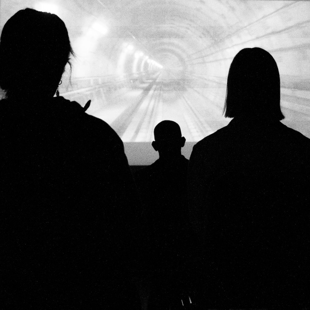 luminous-flux - b12-
POOL - MOVEMENT ART FILM Festival Berlin
